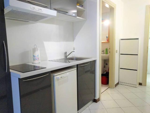 Appartamento in affitto a Zona Centro, Brescia