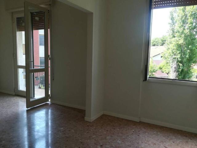 Appartamento in affitto a Zona Ovest, Brescia