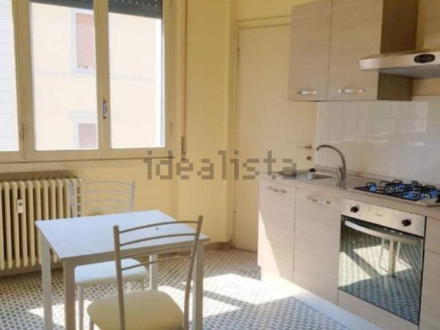 Appartamento in affitto a Zona Centro, Brescia