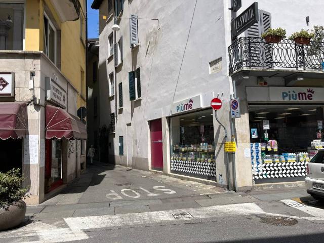 Appartamento in affitto a Zona Centro, Brescia