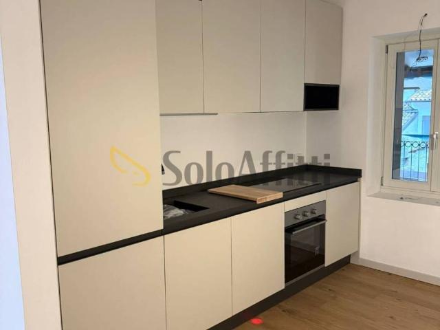 Appartamento in affitto a Zona Centro, Brescia