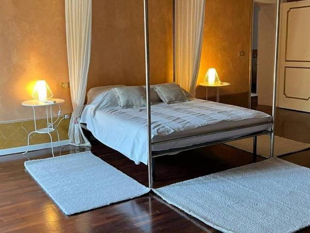 Appartamento in affitto a Zona Centro, Brescia