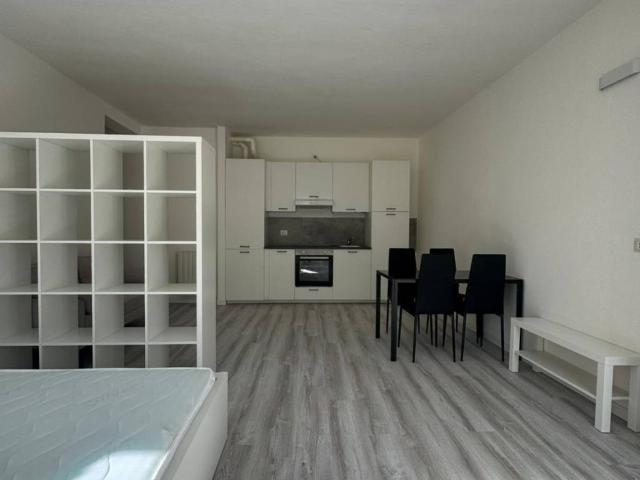 Appartamento in affitto a Zona Centro, Brescia