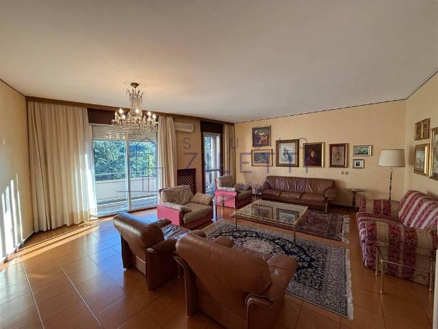 Appartamento in affitto a Zona Nord, Brescia