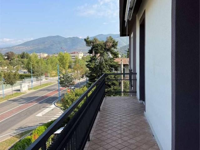 Appartamento in affitto a Zona Nord, Brescia