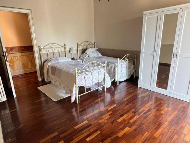 Appartamento in affitto a Zona Centro, Brescia