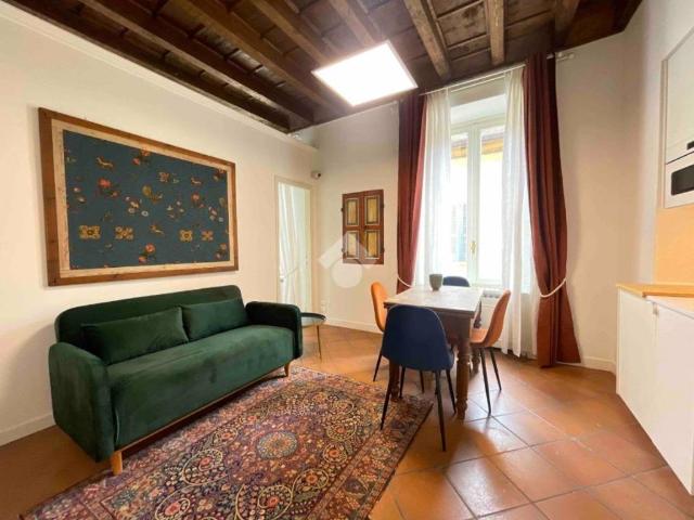 Appartamento in affitto a Brescia Antica, Brescia