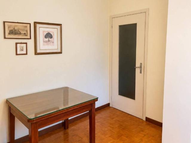 Appartamento in affitto a Zona Centro, Brescia