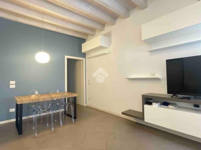 Appartamento in affitto a Zona Centro, Brescia
