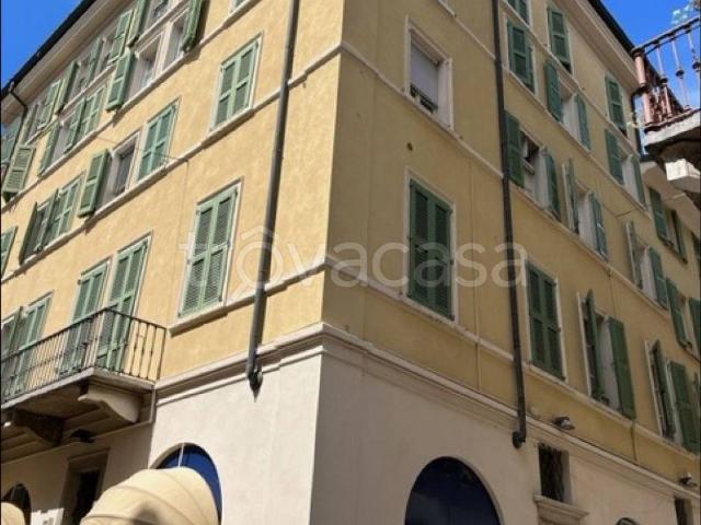 Appartamento in affitto a Zona Centro, Brescia