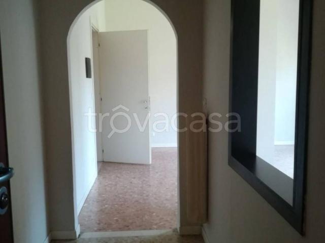 Appartamento in affitto a Zona Ovest, Brescia