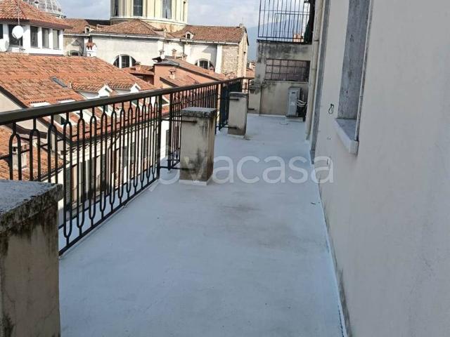 Appartamento in affitto a Comunità montana della Valle Sabbia, Lavenone