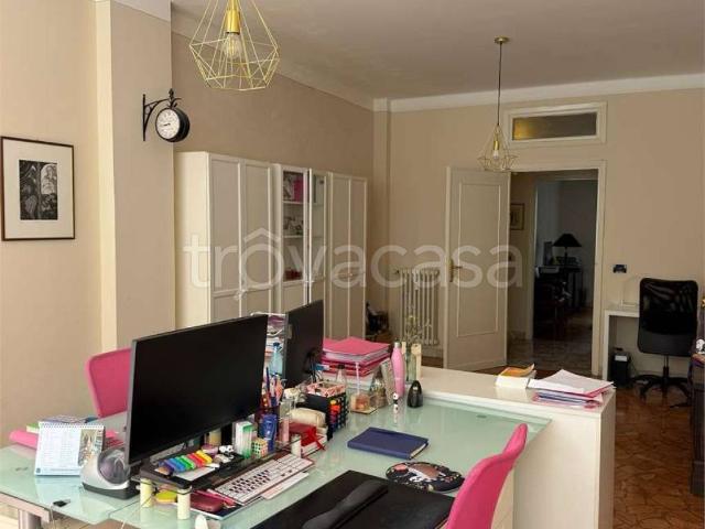 Appartamento in affitto a Zona Centro, Brescia