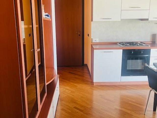 Appartamento in affitto a Zona Est, Brescia