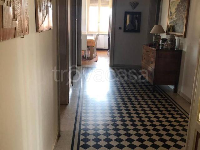 Appartamento in affitto a Zona Centro, Brescia