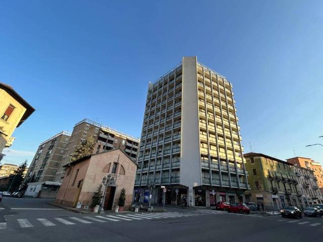 Appartamento in affitto a Bresso, Milano