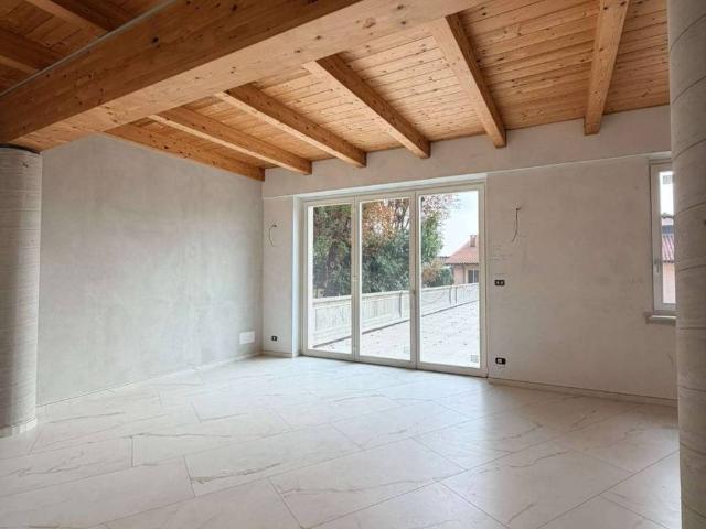 Appartamento in affitto a Bricherasio, Torino