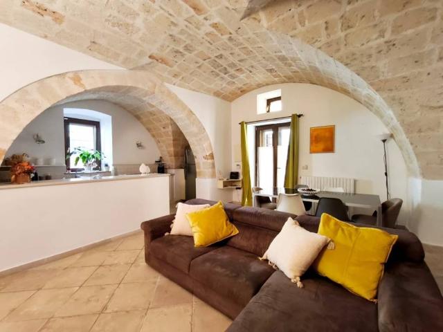 Appartamento in affitto a Centro, Brindisi