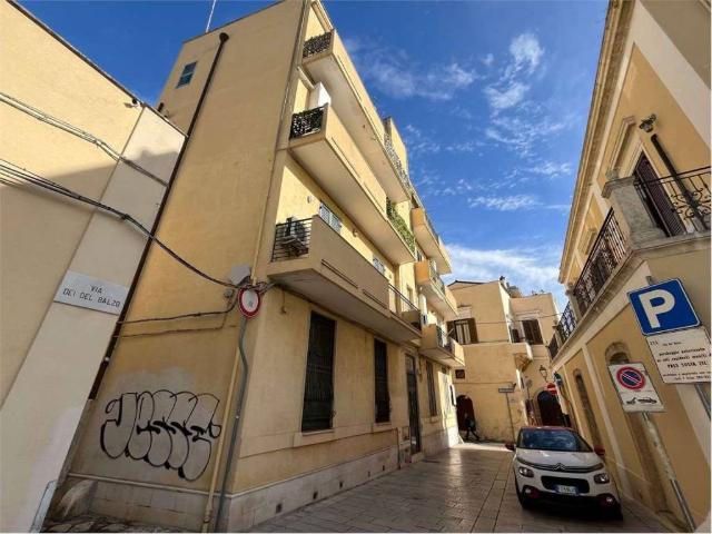 Appartamento in affitto a Centro, Puglia