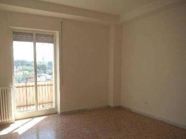 Appartamento in affitto a Centro, Puglia