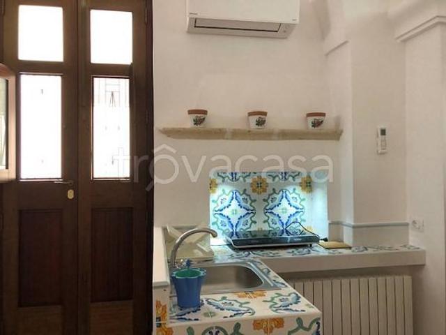 Appartamento in affitto a Centro, Brindisi