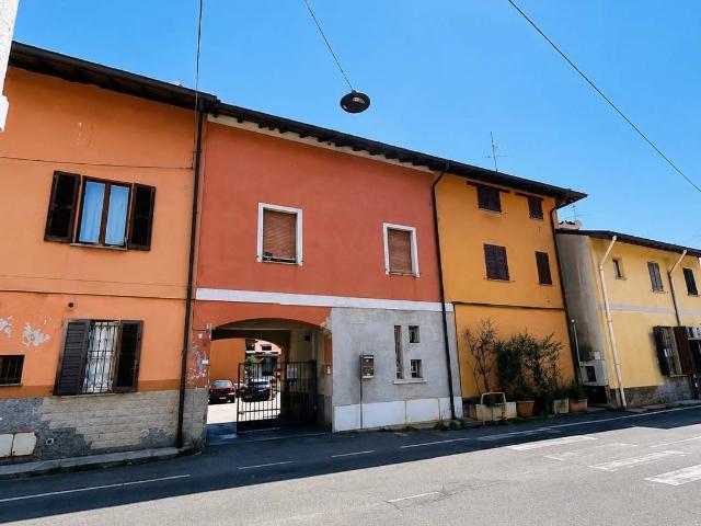 Appartamento in affitto a Asmonte, Ossona