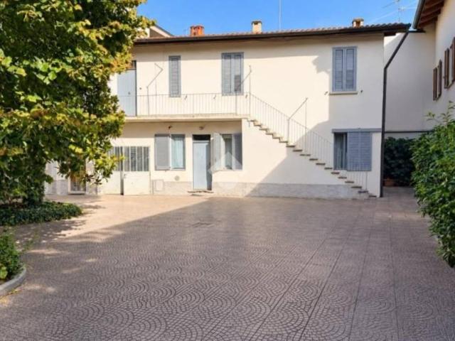 Appartamento in affitto a Moncucco, Brugherio