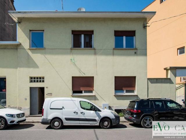 Appartamento in affitto a Santi Apostoli, Busto Arsizio