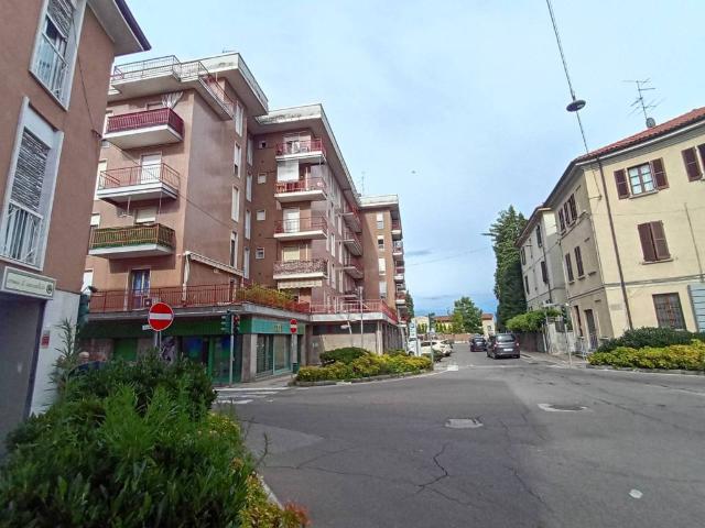 Appartamento in affitto a Cadorago, Lombardia