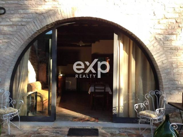 Appartamento in affitto a Cappuccini, Marche