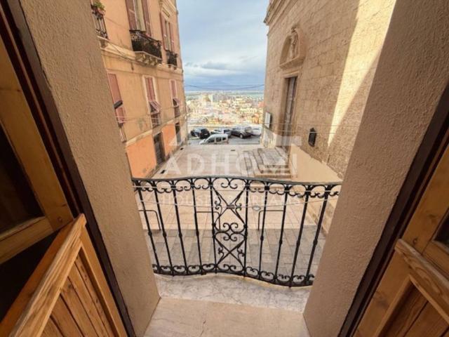 Appartamento in affitto a Castedd'e susu/Castello, Cagliari