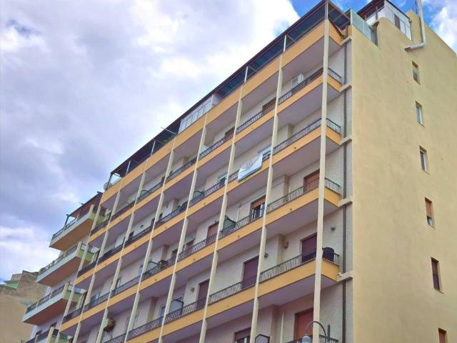 Appartamento in affitto a San Benedetto, Cagliari