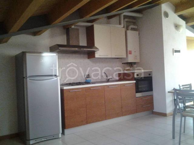 Appartamento in affitto a Caldogno, Veneto