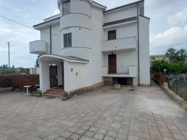 Appartamento in affitto a Caltanissetta, Sicilia