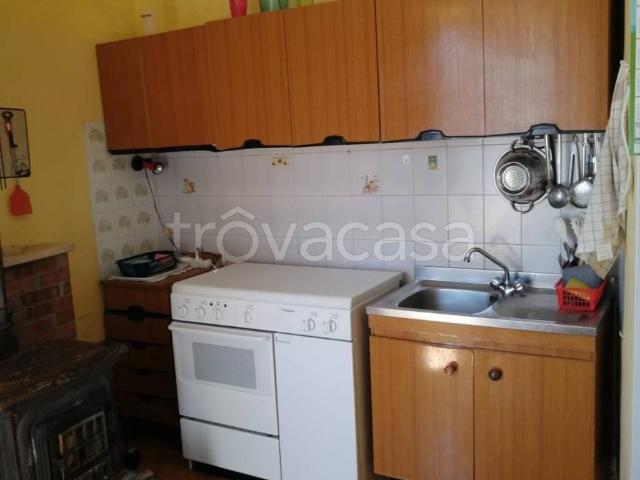 Appartamento in affitto a Calvello, Basilicata
