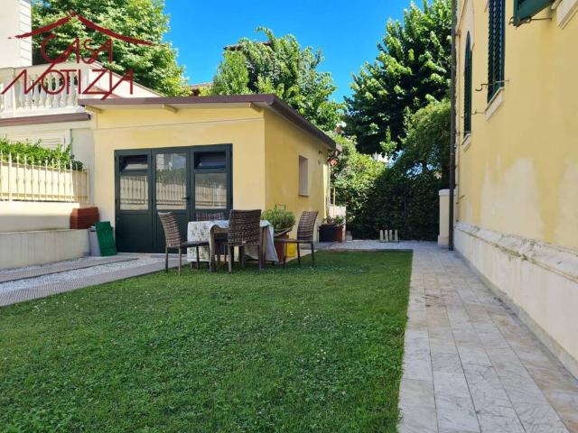 Appartamento in affitto a Camaiore, Lucca