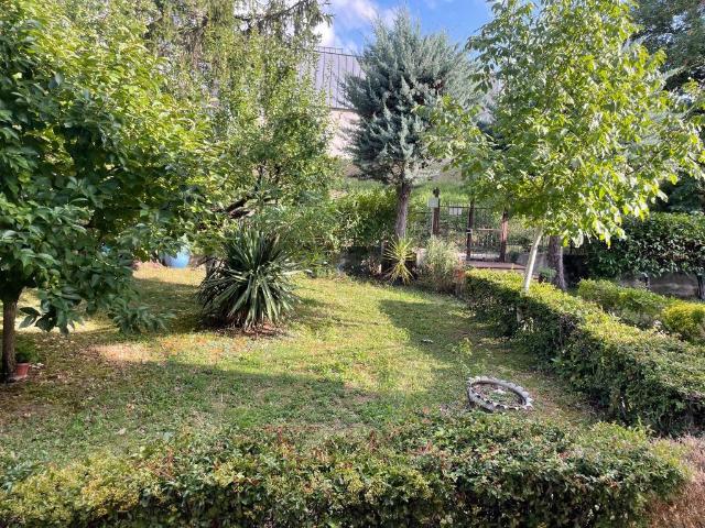 Appartamento in affitto a Marche, Macerata