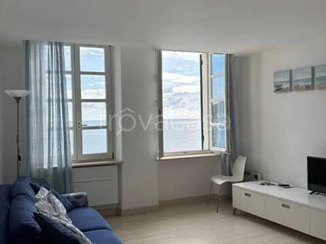 Appartamento in affitto a Lazza, Camogli