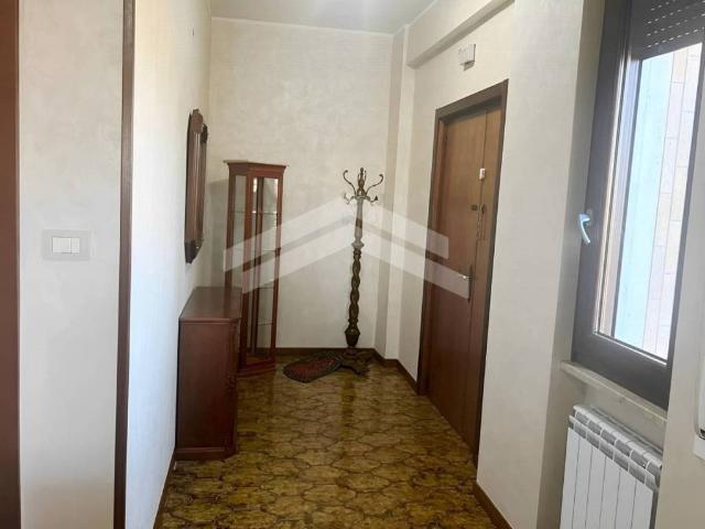 Appartamento in affitto a Campobasso, Molise