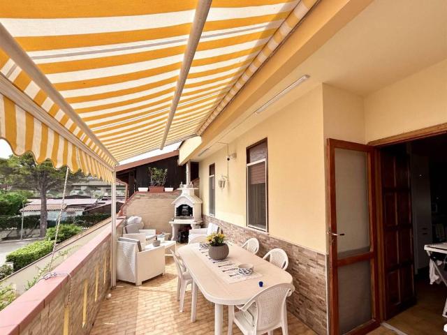 Appartamento in affitto a Campofelice Di Roccella, Sicilia