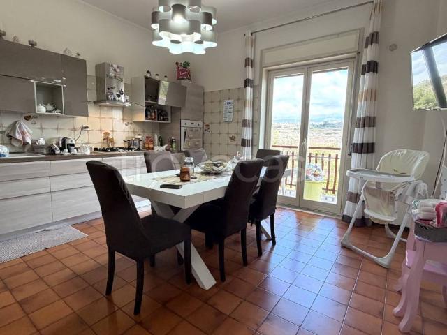 Appartamento in affitto a Fonte, Loria