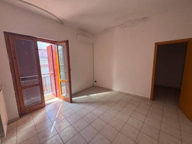 Appartamento in affitto a Canosa di Puglia, Barletta-Andria-Trani
