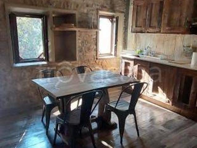 Appartamento in affitto a Val d’Enza, Re