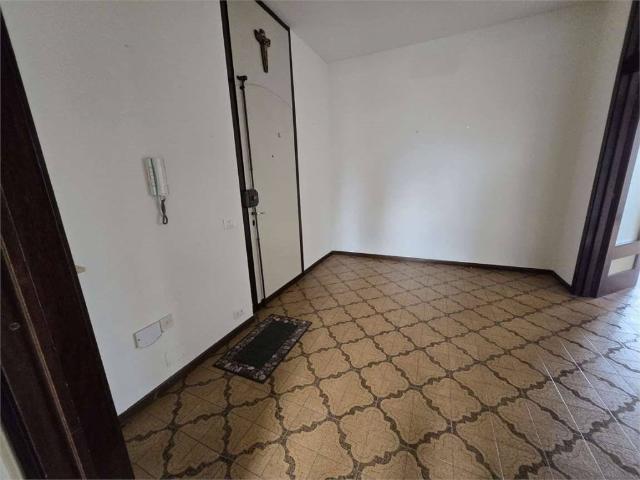 Appartamento in affitto a Cantù, Como