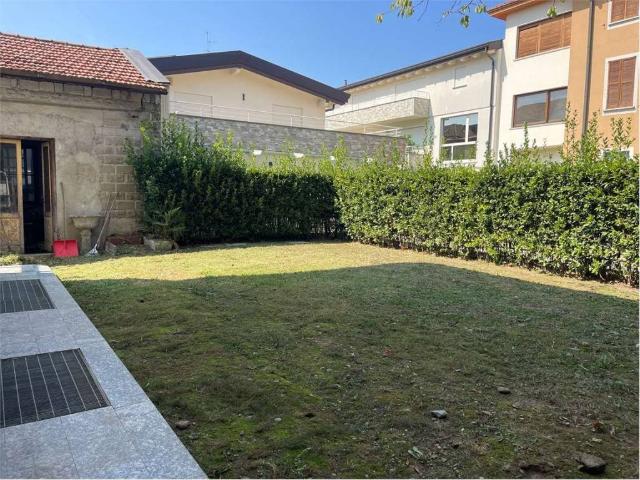 Appartamento in affitto a Villaggio Trieste, Cantù