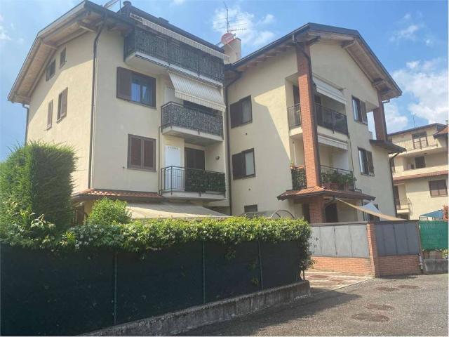 Appartamento in affitto a Cantù, Lombardia