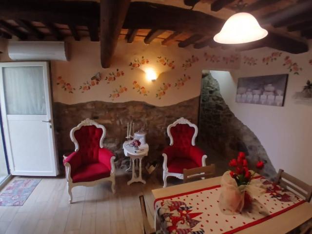 Appartamento in affitto a Castelvecchio di Compito, Capannori