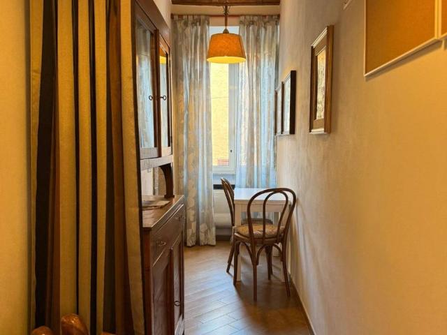 Appartamento in affitto a Capodimonte, Lazio