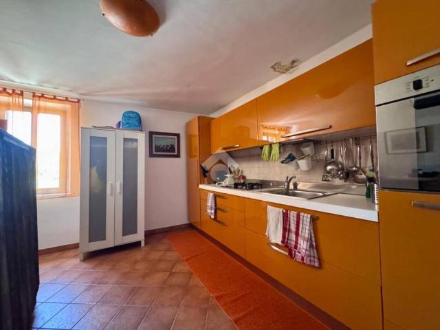 Appartamento in affitto a Caprarola, Lazio