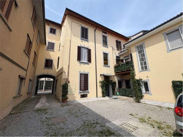 Appartamento in affitto a Capriate, Capriate San Gervasio